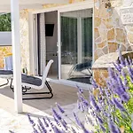 Bradat By Guide Villa