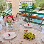 Bradat By Guide * Vela Luka