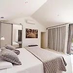 Villa Bradat By Guide