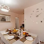 Villa Bradat By Guide *
