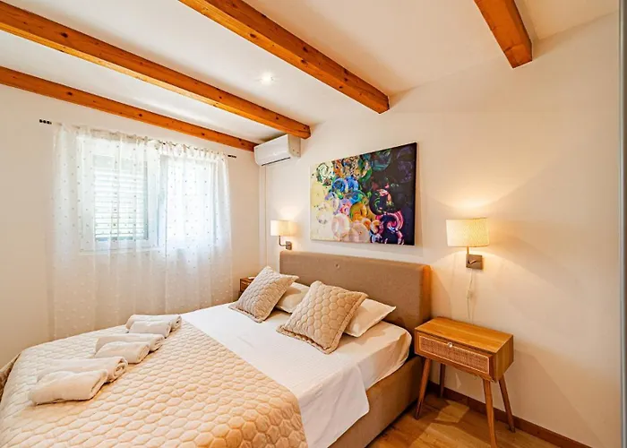 Bradat By Guide Villa *